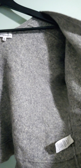 Aritzia Iconic Cape Gray Yak Wool XXS - Picture 13 of 13